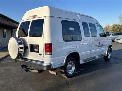 2006 Ford E250 Van Starcraft Conversion  Braun Mobility - Photo 9 - Flushing, MI 48433