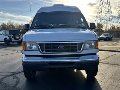 2006 Ford E250 Van Starcraft Conversion  Braun Mobility - Photo 11 - Flushing, MI 48433