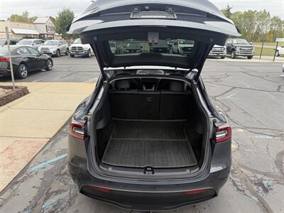 2020 Tesla Model Y Long Range  AWD - Photo 13 - Flushing, MI 48433