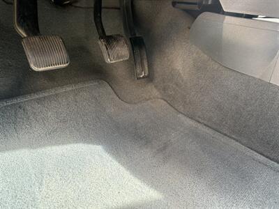 2006 Dodge Ram 3500 SLT Quad Cab  Cummins 6-Speed Manual - Photo 16 - Flushing, MI 48433