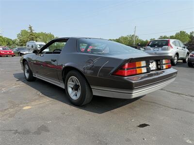 1984 Chevrolet Camaro Z28  5-Speed Manual - Photo 6 - Flushing, MI 48433