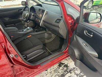 2015 Nissan LEAF S   - Photo 14 - Flushing, MI 48433