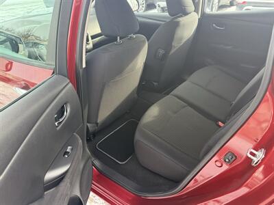 2015 Nissan LEAF S   - Photo 13 - Flushing, MI 48433