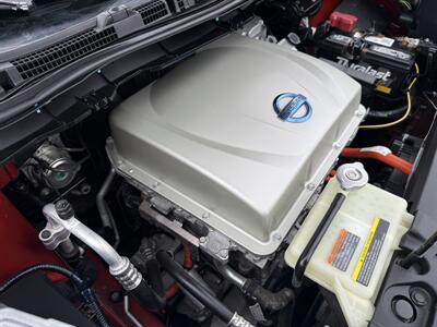 2015 Nissan LEAF S   - Photo 32 - Flushing, MI 48433