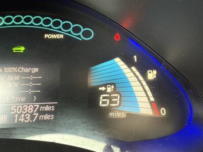 2015 Nissan LEAF S   - Photo 11 - Flushing, MI 48433