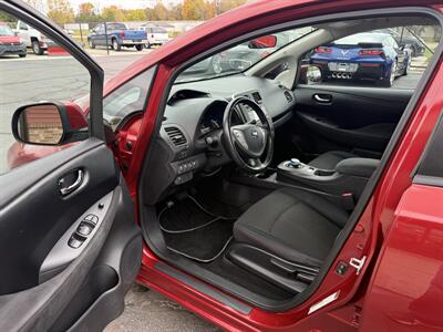 2015 Nissan LEAF S   - Photo 10 - Flushing, MI 48433