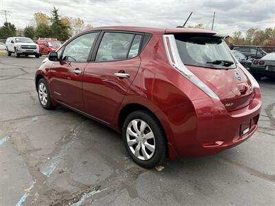 2015 Nissan LEAF S   - Photo 7 - Flushing, MI 48433