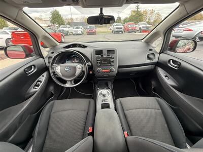 2015 Nissan LEAF S   - Photo 22 - Flushing, MI 48433