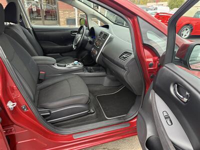 2015 Nissan LEAF S   - Photo 27 - Flushing, MI 48433