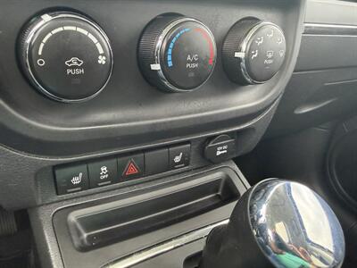 2015 Jeep Patriot High Altitude  FWD - Photo 15 - Flushing, MI 48433