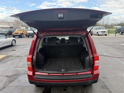 2015 Jeep Patriot High Altitude  FWD - Photo 21 - Flushing, MI 48433