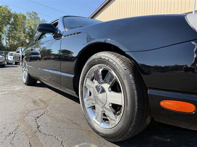 2002 Ford Thunderbird Deluxe  Convertible - Photo 11 - Flushing, MI 48433
