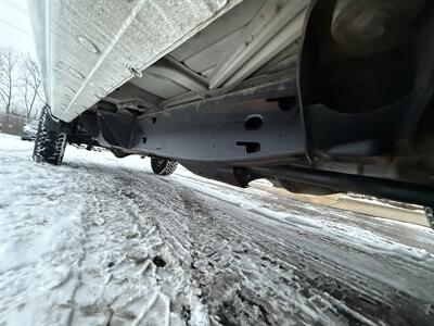 2017 GMC Sierra 2500 HD SLE Crew Cab 4X4 - Photo 39 - Flushing, MI 48433