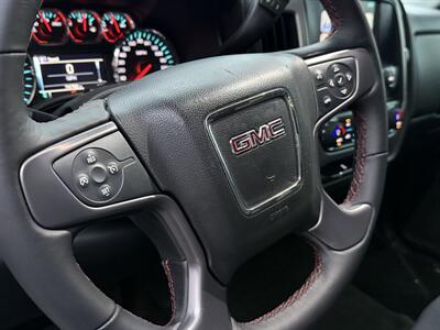 2017 GMC Sierra 2500 HD SLE Crew Cab 4X4 - Photo 15 - Flushing, MI 48433