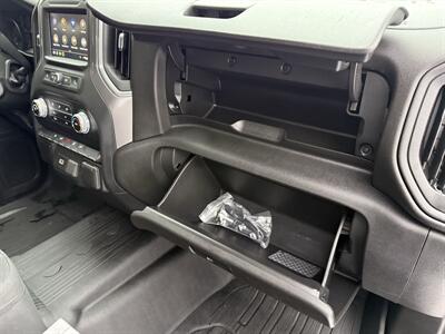 2020 GMC Sierra 1500 4WD Crew Cab   - Photo 32 - Flushing, MI 48433