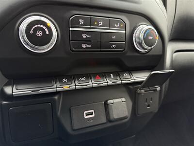 2020 GMC Sierra 1500 4WD Crew Cab   - Photo 16 - Flushing, MI 48433