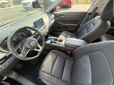 2021 Nissan Altima 2.5 SE  AWD - Photo 19 - Flushing, MI 48433