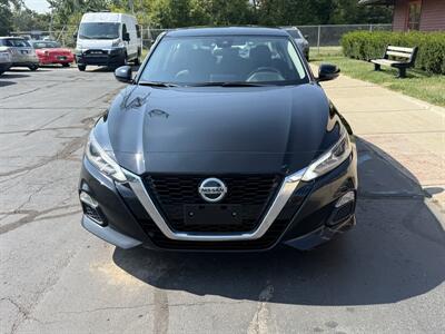 2021 Nissan Altima 2.5 SE  AWD - Photo 2 - Flushing, MI 48433