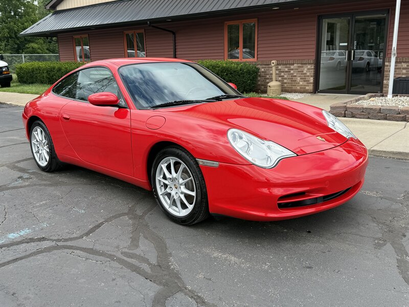 2002 Porsche 911 Carrera Coupe - Photo 1 - Flushing, MI 48433