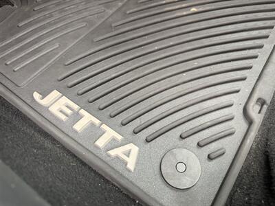 2016 Volkswagen Jetta 1.4T S   - Photo 12 - Flushing, MI 48433