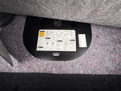 1993 Cadillac DeVille Sedan - Photo 36 - Flushing, MI 48433