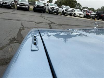 1993 Cadillac DeVille Sedan - Photo 19 - Flushing, MI 48433