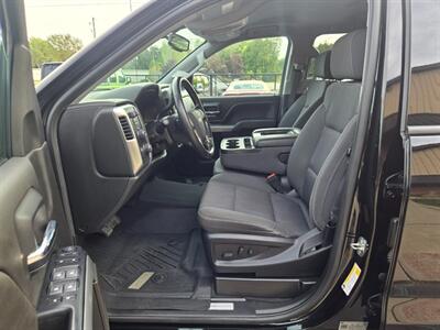 2019 Chevrolet Silverado 1500 LT Z71  LD - Photo 2 - Flushing, MI 48433