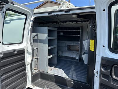 2010 Chevrolet Express 2500  CARGO - Photo 13 - Flushing, MI 48433