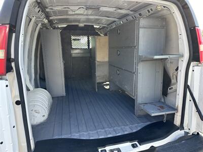 2010 Chevrolet Express 2500  CARGO - Photo 12 - Flushing, MI 48433