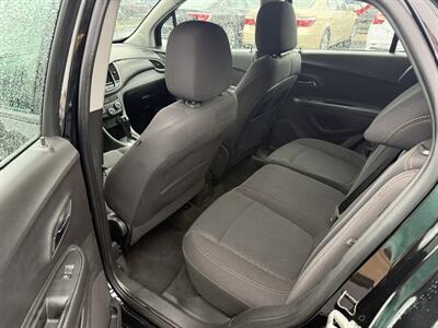 2019 Chevrolet Trax LS FWD - Photo 15 - Flushing, MI 48433