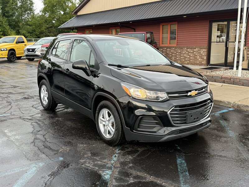 2019 Chevrolet Trax LS  FWD - Photo 1 - Flushing, MI 48433