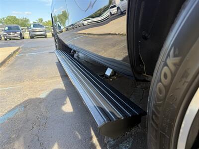 2020 Ford Expedition Limited  4X4 Stealth Edition - Photo 10 - Flushing, MI 48433