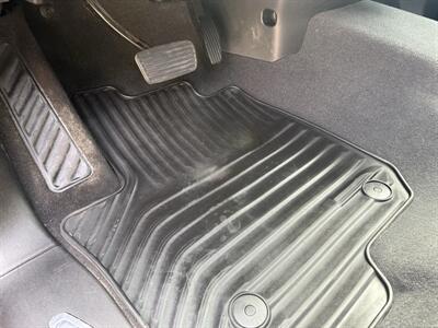 2019 Chevrolet Silverado 1500 LT Double Cab  Z71 4X4 - Photo 14 - Flushing, MI 48433