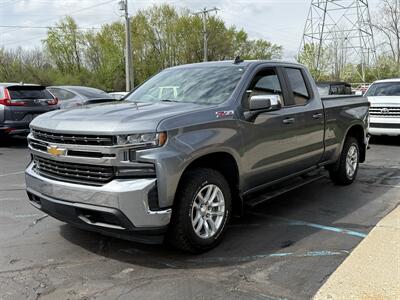 2019 Chevrolet Silverado 1500 LT Double Cab  Z71 4X4 - Photo 3 - Flushing, MI 48433