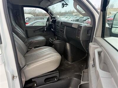 2021 Chevrolet Express 2500  Cargo - Photo 17 - Flushing, MI 48433