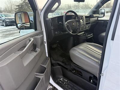 2021 Chevrolet Express 2500  Cargo - Photo 9 - Flushing, MI 48433