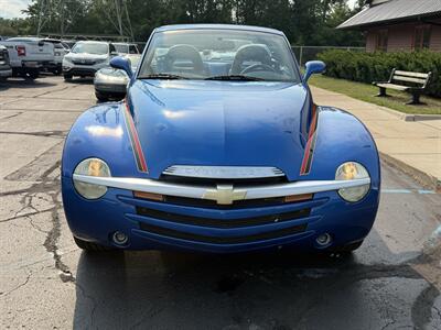 2006 Chevrolet SSR 6.0L - Photo 5 - Flushing, MI 48433