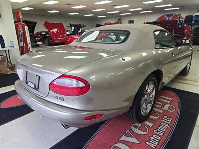 1997 Jaguar XK8   - Photo 6 - Flushing, MI 48433