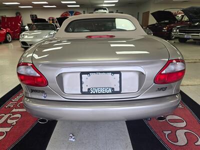 1997 Jaguar XK8   - Photo 7 - Flushing, MI 48433