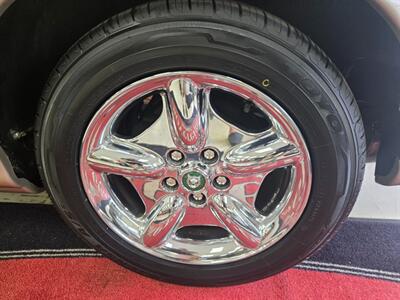 1997 Jaguar XK8   - Photo 9 - Flushing, MI 48433