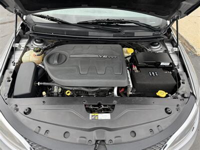 2015 Chrysler 200 C   - Photo 30 - Flushing, MI 48433