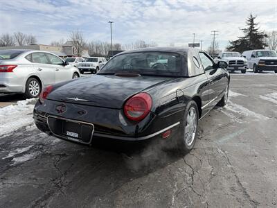 2002 Ford Thunderbird Deluxe  Convertible - Photo 4 - Flushing, MI 48433