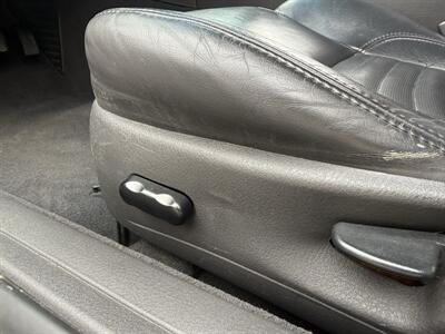 2002 Ford Thunderbird Deluxe Convertible - Photo 24 - Flushing, MI 48433