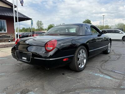 2002 Ford Thunderbird Deluxe Convertible - Photo 4 - Flushing, MI 48433