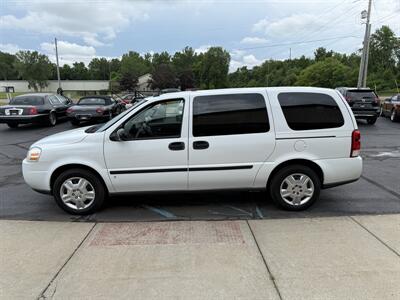 2008 Chevrolet Uplander LS   - Photo 8 - Flushing, MI 48433