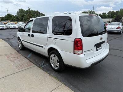 2008 Chevrolet Uplander LS   - Photo 7 - Flushing, MI 48433