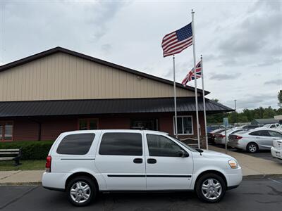 2008 Chevrolet Uplander LS   - Photo 2 - Flushing, MI 48433