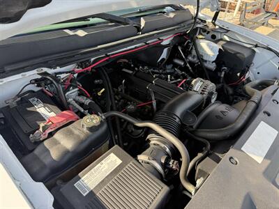 2008 Chevrolet Silverado 3500 HD Work Truck 8' Service Body - Photo 32 - Flushing, MI 48433