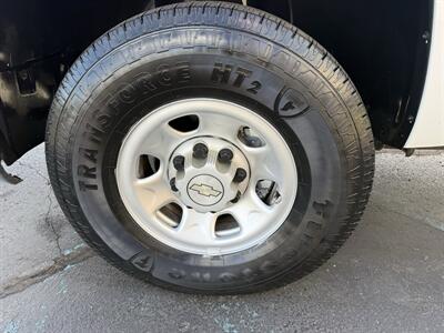 2008 Chevrolet Silverado 3500 HD Work Truck 8' Service Body - Photo 28 - Flushing, MI 48433