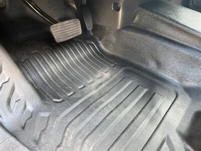 2021 GMC Sierra 1500 Crew Cab 4X4 - Photo 20 - Flushing, MI 48433